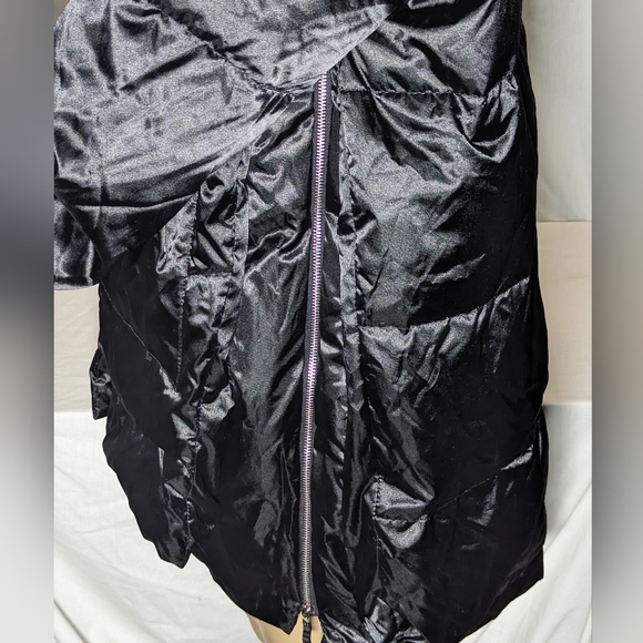 NEW Orolay Women's Thickened Down Jacket Warm Winter Down Coat black shiny Large - Picture 4 of 6